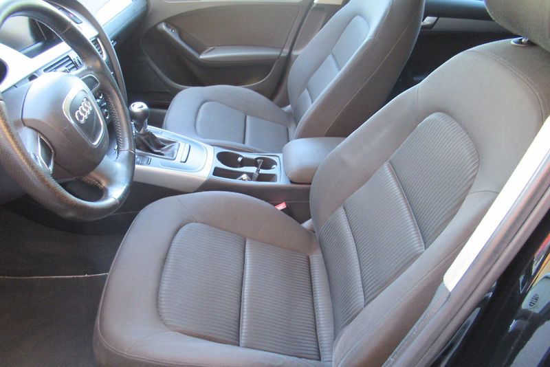 Audi A4 2.0 TDI AUT. KLIMA - fotka 12 z 19