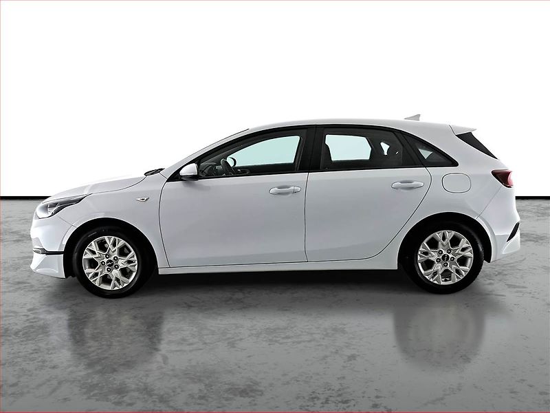 Kia Ceed (2022) 1.5 T-GDI, Serv.kniha - fotka 3 z 16