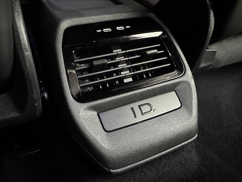 Volkswagen ID.4 Pro Performance LED Tepelko - fotka 17 z 50