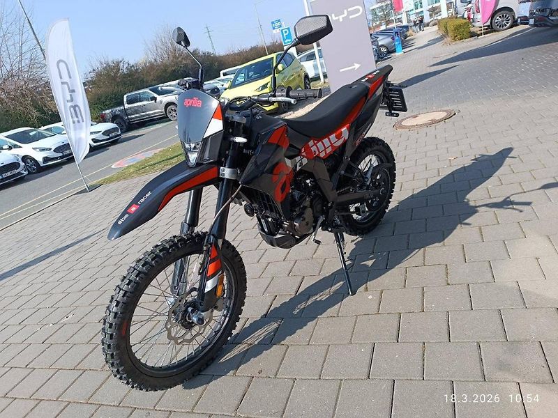 Aprilia RX 125 (2025) Varanus Black - fotka 3 z 10