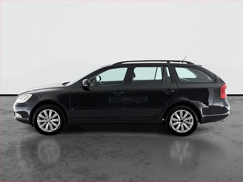 Škoda Octavia (2009) Ambiente 1.9 TDI DPF, Tempomat - fotka 3 z 18