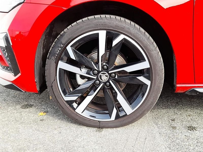 Škoda Scala Monte Carlo 1.0TSI 85kW 7AP - fotka 10 z 20