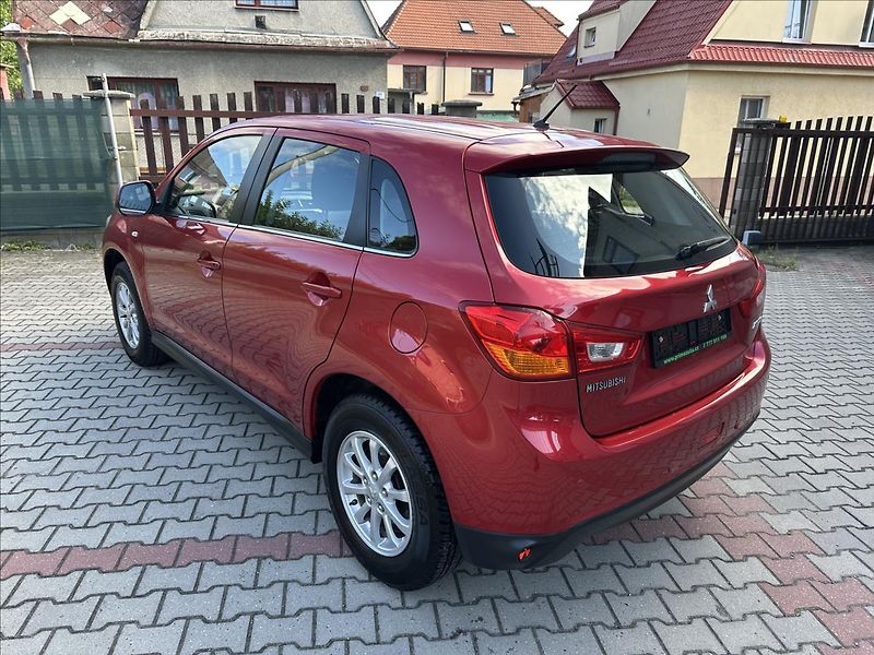 Mitsubishi ASX 1,6 Po 1. majiteli.Top stav. - fotka 7 z 22