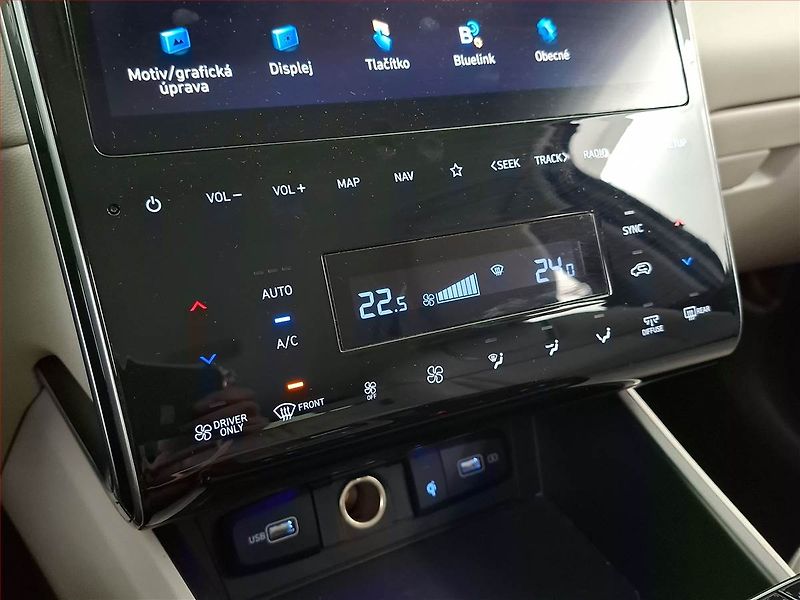Hyundai Tucson (2020) 1.6 T-GDI HEV - fotka 14 z 26