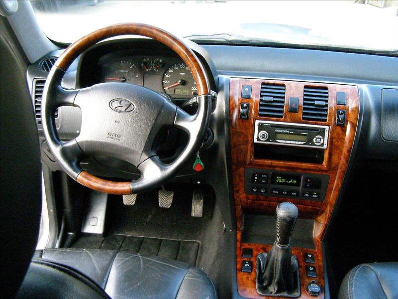 Hyundai Terracan 2,9   100000KM TOP - fotka 19 z 31