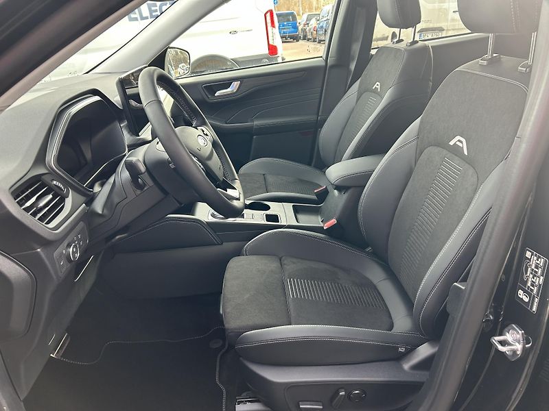 Ford Kuga Active X 2,5 HEV 134kW AWD - fotka 18 z 37