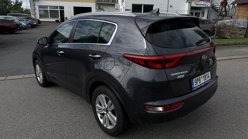 Kia Sportage (2017) 2.0CRDI 4X4 100KW - fotka 8 z 28