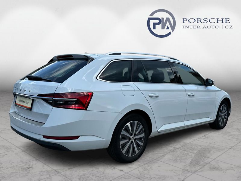 Škoda Superb STYLE TDI 110/2.0 M6 - fotka 6 z 24