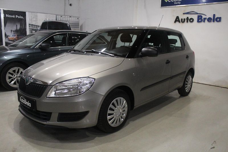 Škoda Fabia (2011) Škoda Fabia 1.2i + lpg, klima - fotka 2 z 16