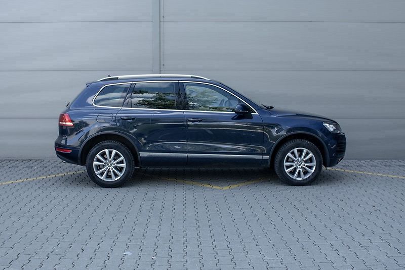 Volkswagen Touareg - fotka 3 z 25