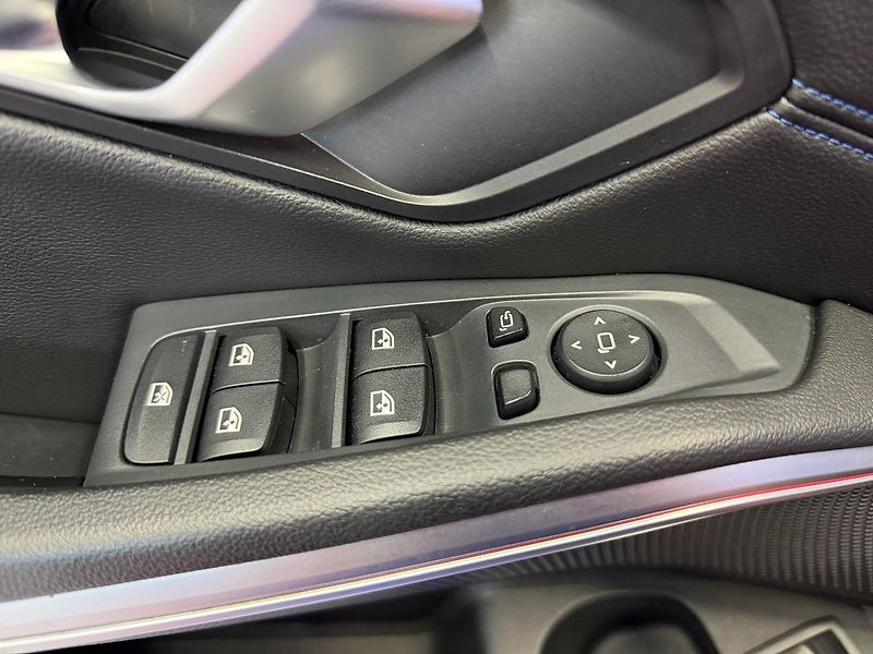 BMW Řada 3 d xDrive M-SPORT, LED, WEBASTO - fotka 24 z 29