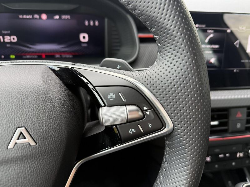 Škoda Scala DSG 1,5 TSi 110 kW Monte Carlo - fotka 16 z 24