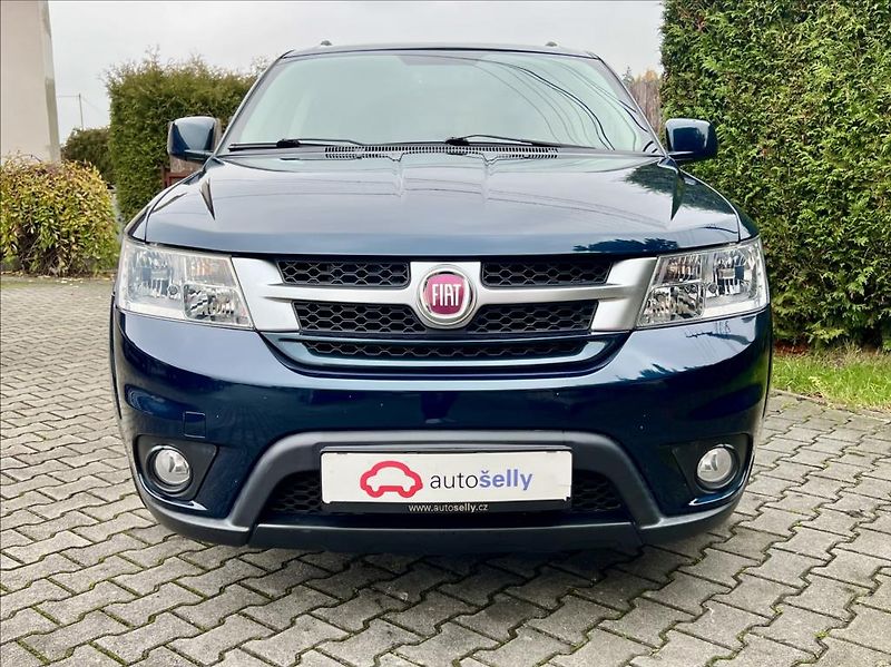 Fiat Freemont 2,0 Mjet URBAN / 7MÍST / - fotka 8 z 43