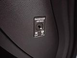 Volkswagen Touran 2.0 TDI  7DSG Highline - náhled 16