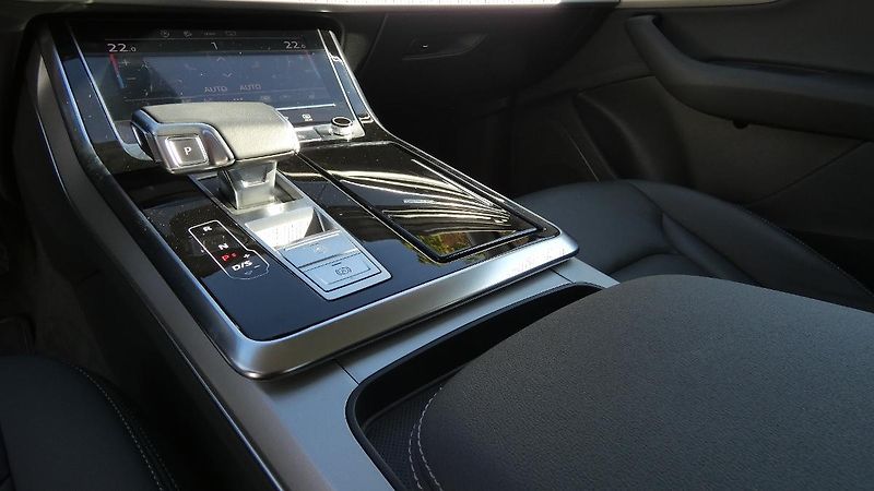 Audi Q7 45 TDI quattro tiptronic - fotka 6 z 26