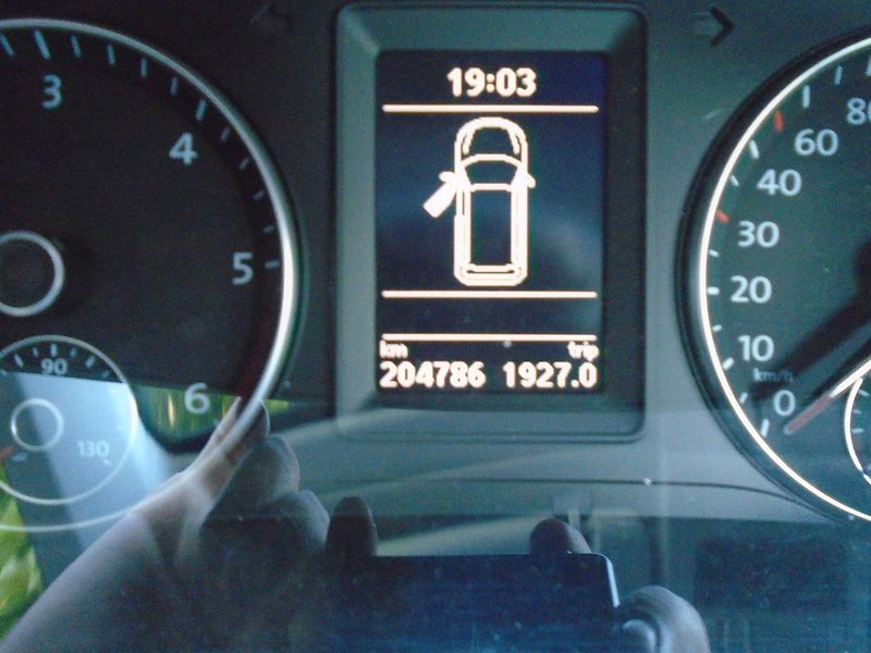 Volkswagen Caddy (2013) 1.6 TDI, 5.Míst ,Klima - fotka 20 z 22