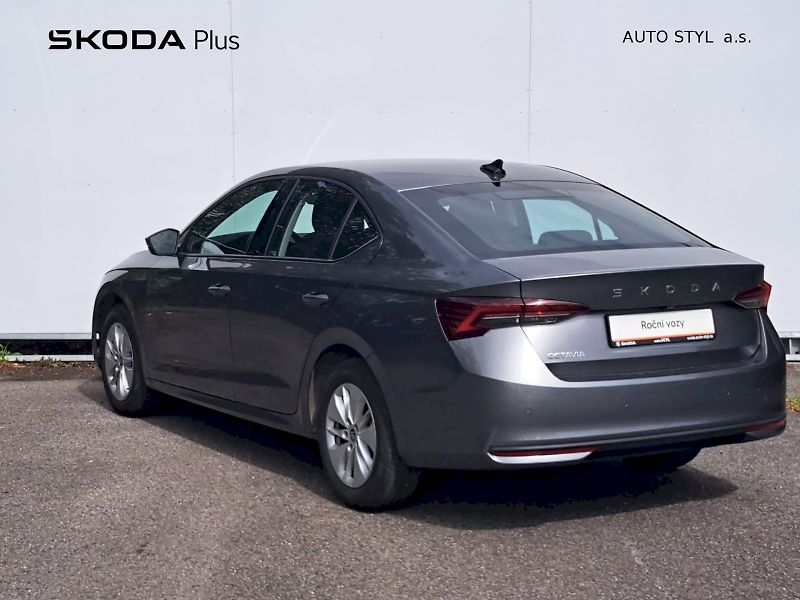 Škoda Octavia (2025) Selection 1,5 TSI 110 kW - fotka 8 z 23