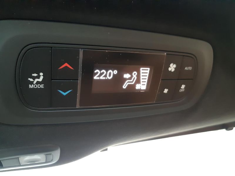 Chrysler Pacifica (2026) 3,6 V6 Pinnacle 4x4 - fotka 46 z 55