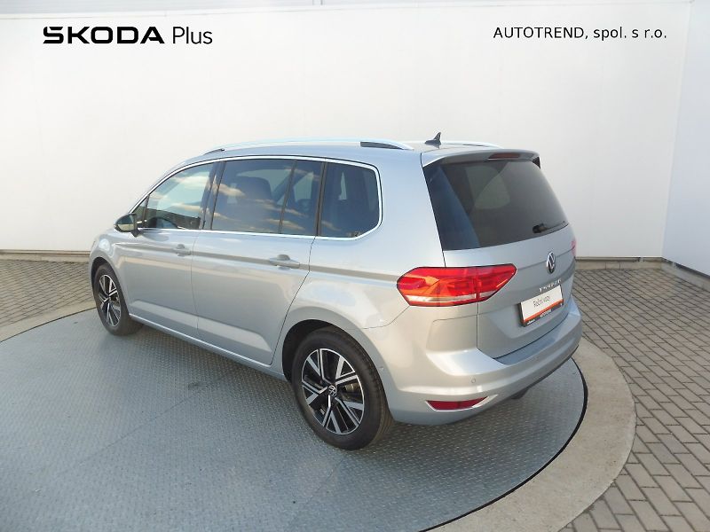 Volkswagen Touran (2026) People 1,5 TSI 110kW - fotka 23 z 26