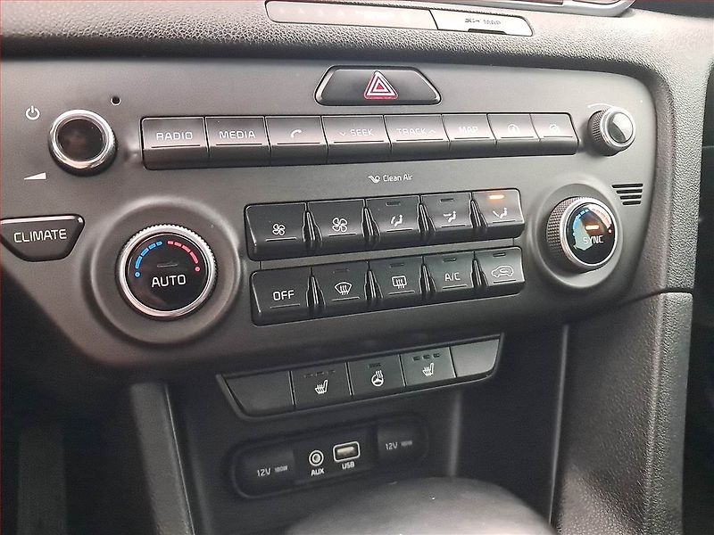 Kia Sportage (2017) 1.6 T-GDI, 4X4, Automat, Navi - fotka 17 z 19