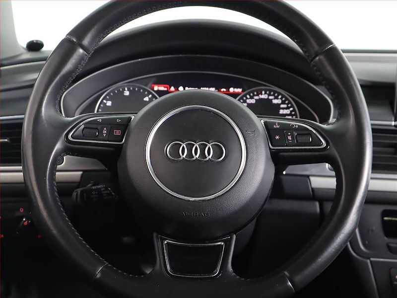 Audi A6 (2015) 3.0 TDI, 4X4, Automat, Kůže - fotka 16 z 29