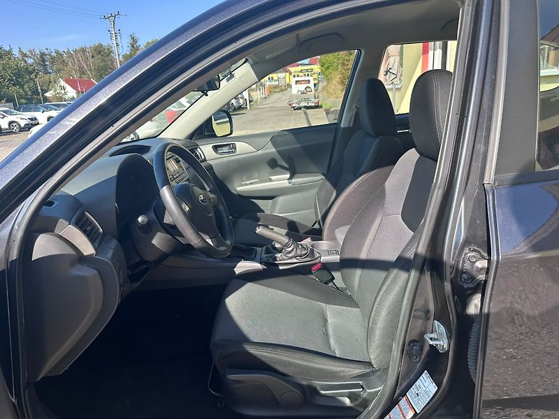 Subaru Impreza (2009) 2.0R Tažné/110kW/4x4/Výhřev - fotka 9 z 22