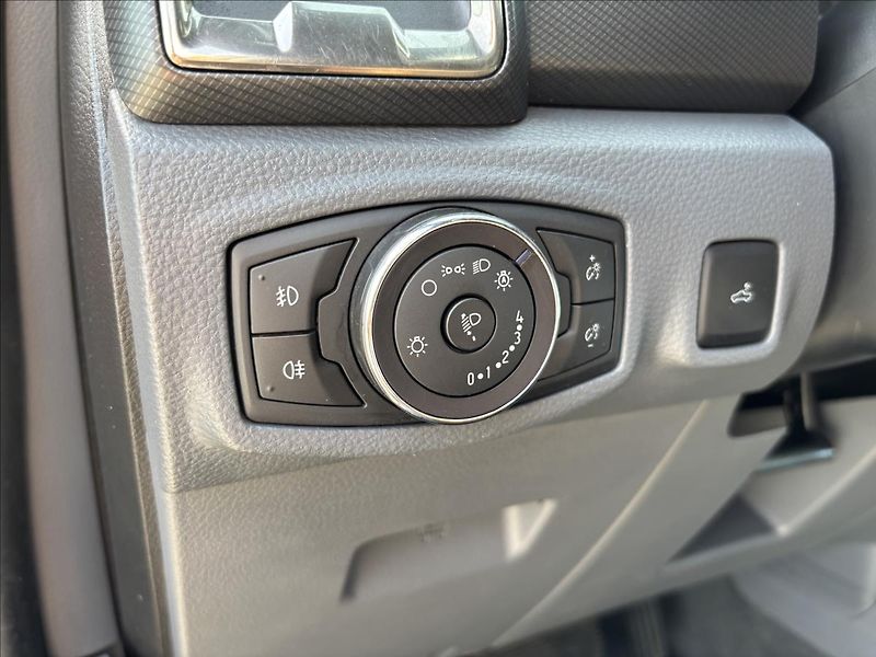 Ford Ranger 3,2 TDCi 147kW Wildtrack - fotka 24 z 41