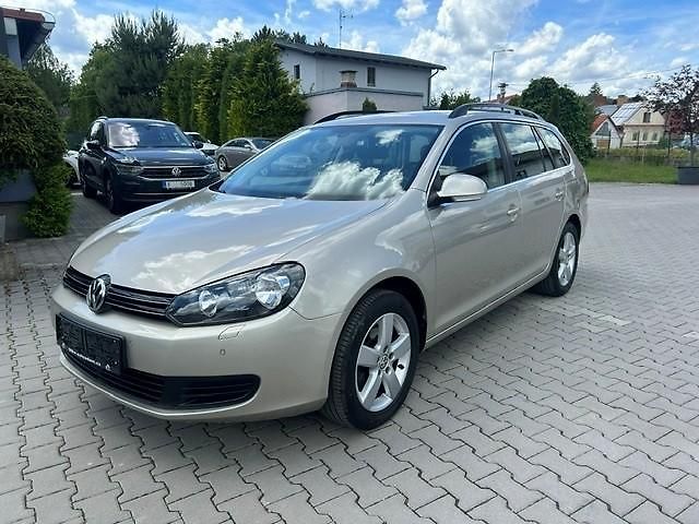 Volkswagen Golf Variant 1,2TSi 77kW Tažné zař. 