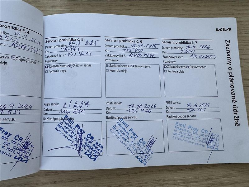 Kia Ceed 1,6 CRDI Exclusive ČR DPH - fotka 25 z 25