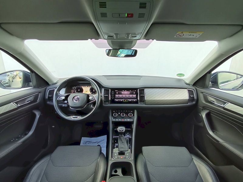 Škoda Kodiaq (2022) 2.0 TSI 140kW Style Plus 7míst - fotka 10 z 35