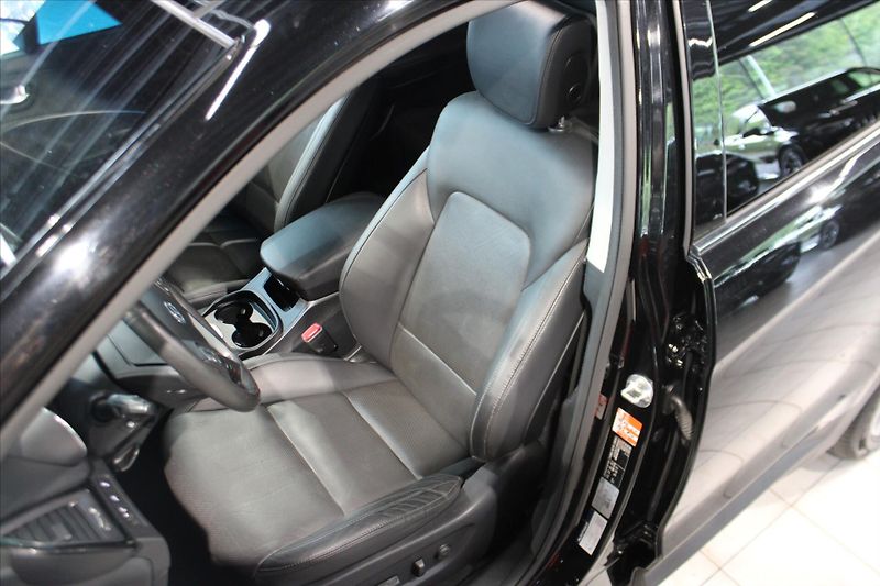 Hyundai Grand Santa Fe CRDi 4WD Premium 7Míst/Pano/Ta - fotka 10 z 34
