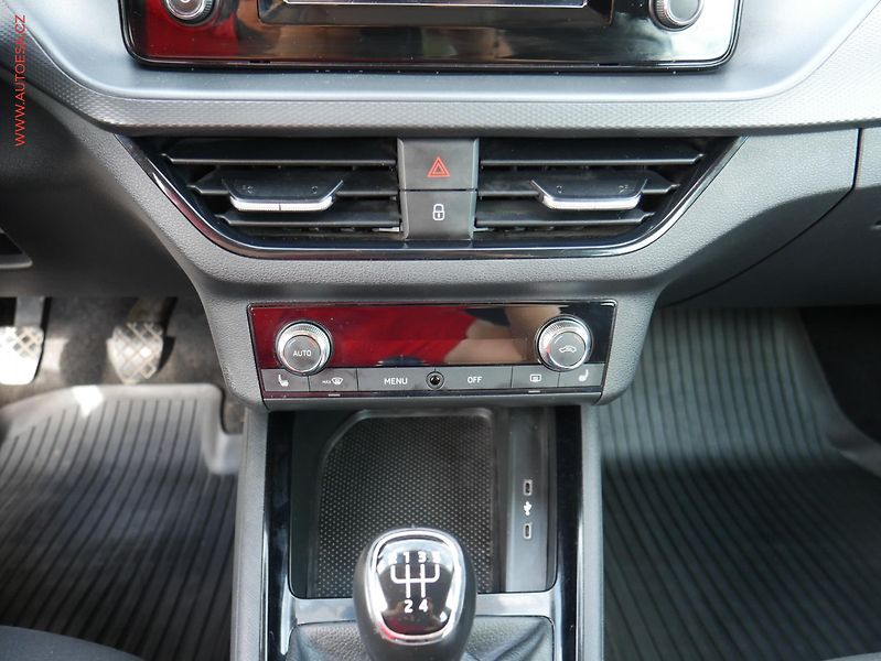 Škoda Scala (2019) 1.0TSi, 2.maj,ČR, Ambition - fotka 14 z 16