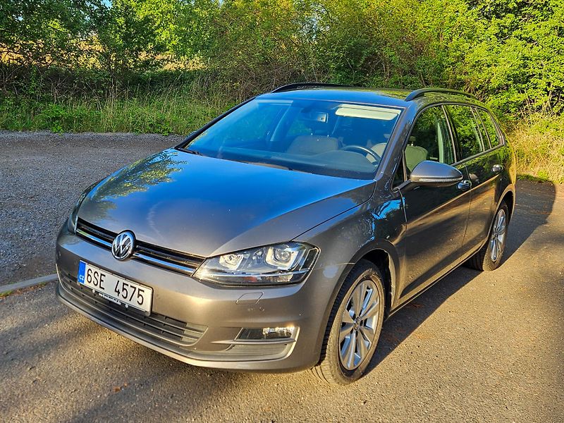 Volkswagen Golf Variant (2016) - fotka 10 z 25