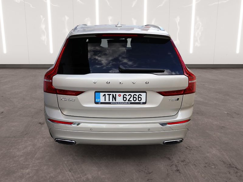 Volvo XC60 (2018) T5 AWD Inscription - fotka 3 z 26