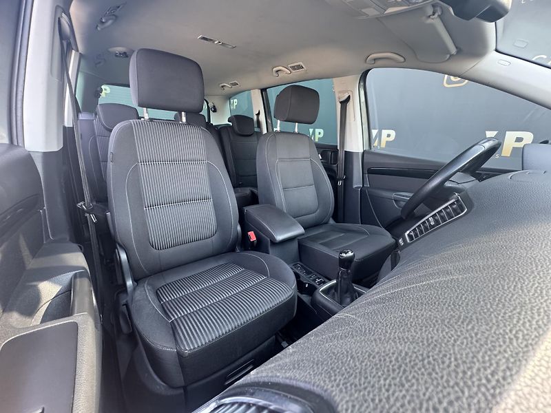 Seat Alhambra (2014) 2.0TDi MAN 4Drive Style, RZV - fotka 21 z 43
