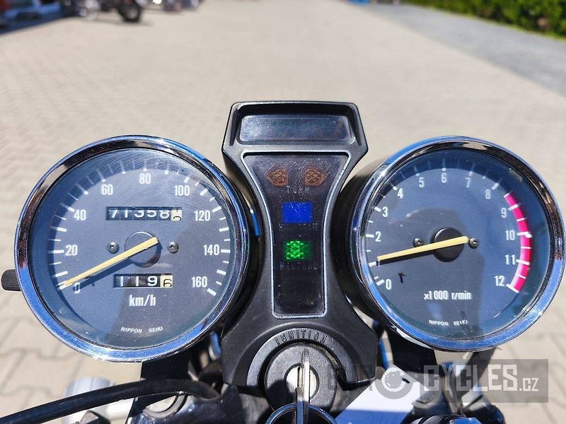 Suzuki GN 250 (1993) - fotka 7 z 10