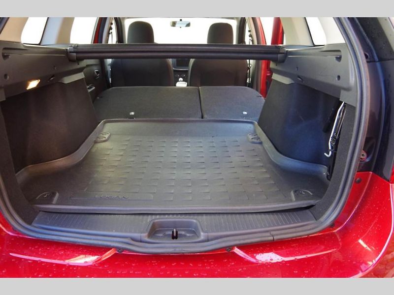 Dacia Logan je fešák