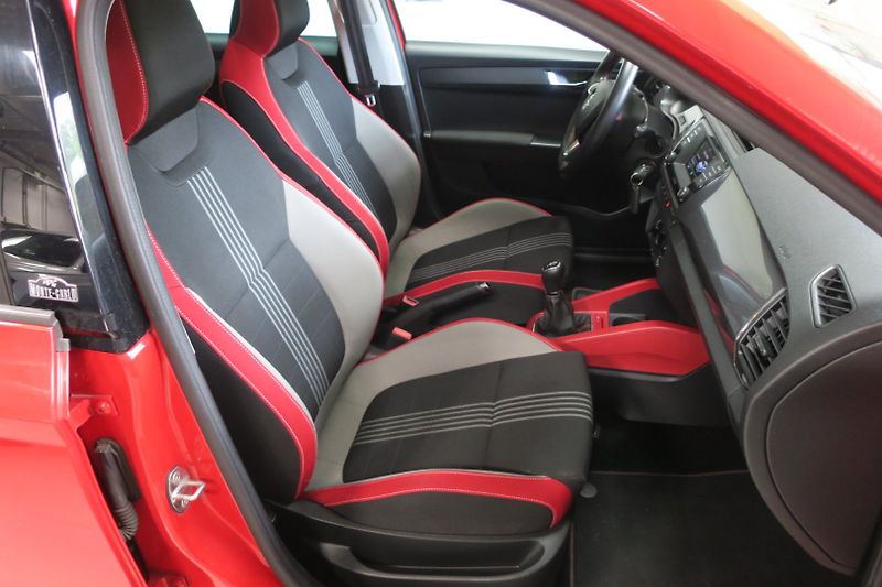 Škoda Fabia (2016) 1.2TSi Monte Carlo ČR - fotka 37 z 50