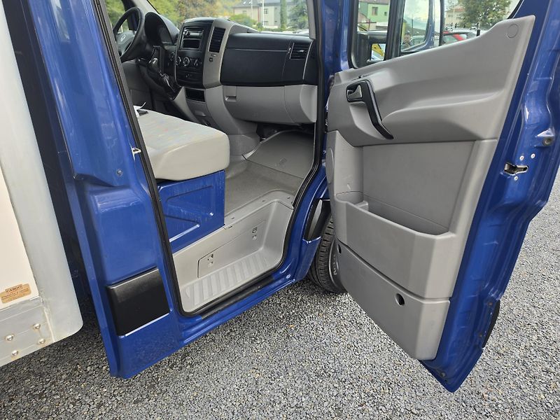 Volkswagen Crafter 2.5 TDI 100kw 6ti 8 Paleta - fotka 19 z 37