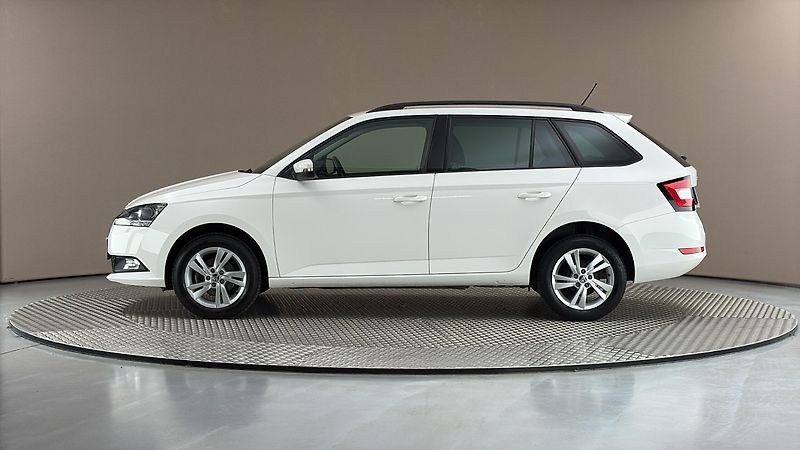 Škoda Fabia 1.0 TSI Ambition Combi - fotka 4 z 25