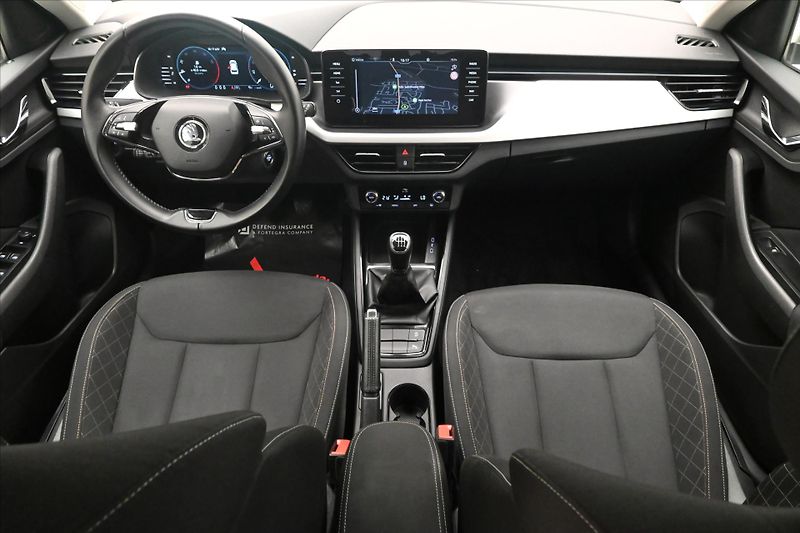 Škoda Kamiq 1,0 TSI 81 kW VIRTUAL NAVI Zár - fotka 15 z 30