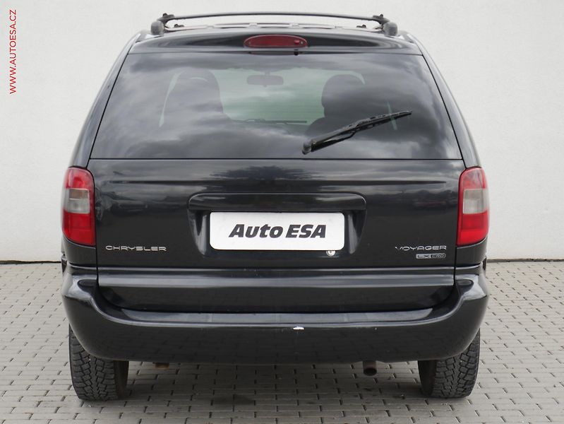 Chrysler Voyager (2005) 2.8CRD, AT, autoAC - fotka 5 z 16