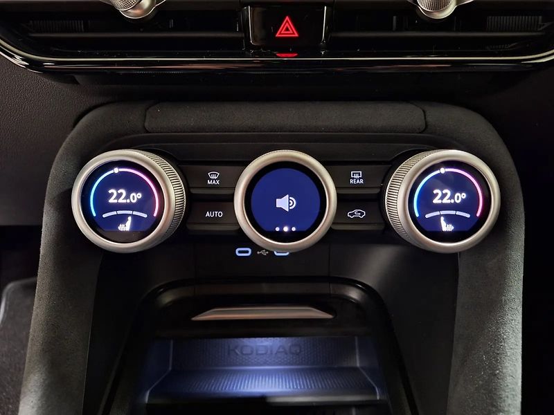 Škoda Kodiaq (2026) RS 2.0 TSI 4x4 195 kW 7Míst - fotka 17 z 31