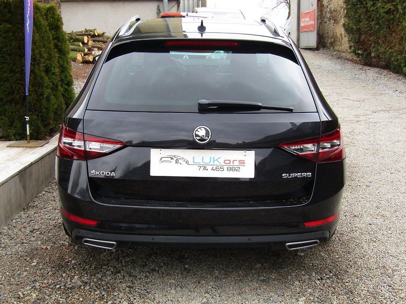 Škoda Superb (2015) 2.0 TDI 140kW DSG SPORT LINE - fotka 12 z 46