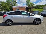 Ford Focus (2011) 1.6i 77KW garance km - náhled 8