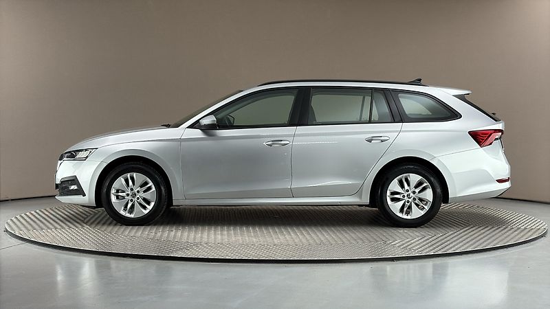 Škoda Octavia 2.0 TDI Ambition Combi - fotka 3 z 26