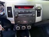 Mitsubishi Outlander (2010) 2.2 DI-D, 130kw 4x4 - náhled 17