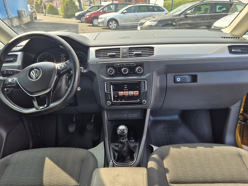 Volkswagen Caddy (2018) 2.0 TDI - fotka 12 z 27
