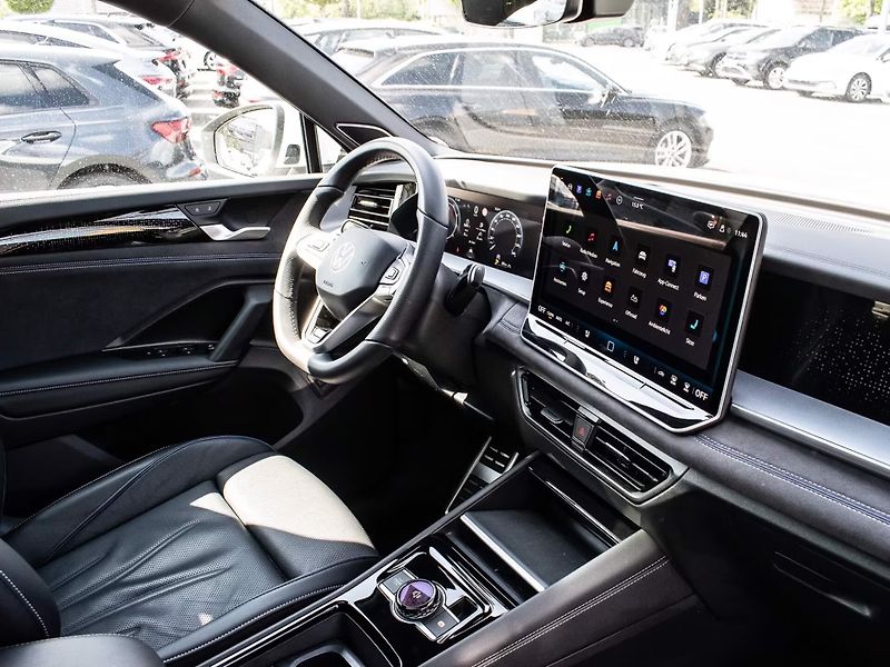 Volkswagen Tayron TSI 195kW 4M R-Line Kůže HuD - fotka 11 z 19