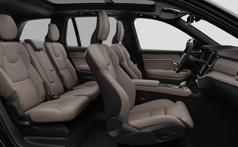 Volvo XC90 (2026) B5 AWD PLUS BRIGHT - fotka 10 z 17
